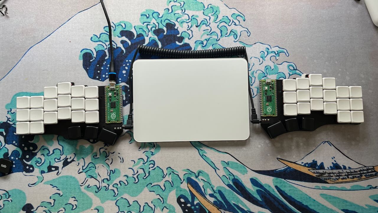 The piantor board, soldered and sold by Leo of BeeKeeb, has the same 42 key count as the corne, but uses Kailh Choc low-profile switches which have less space between the rows and columns