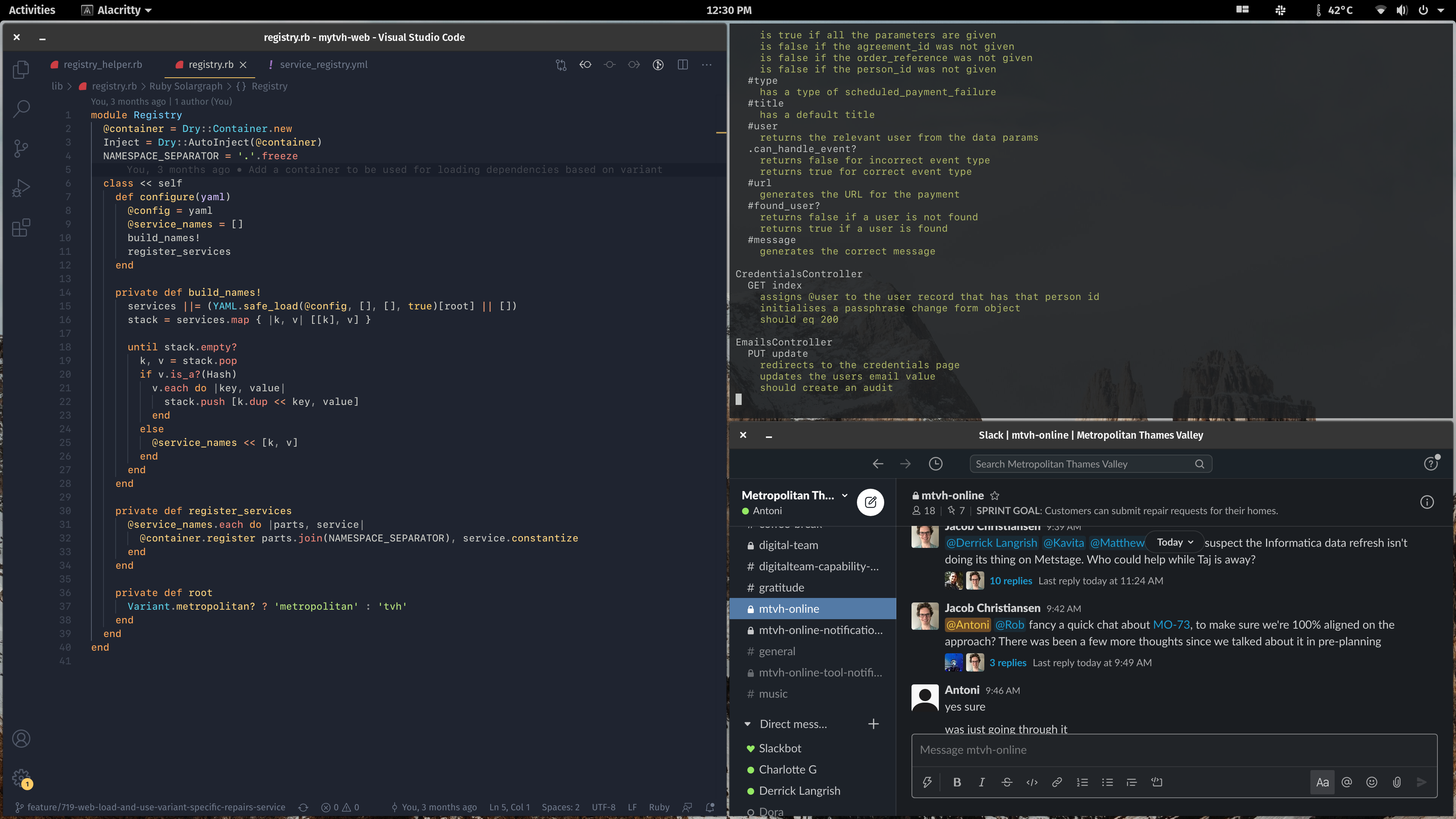 I like the default window tiling manager with this distro